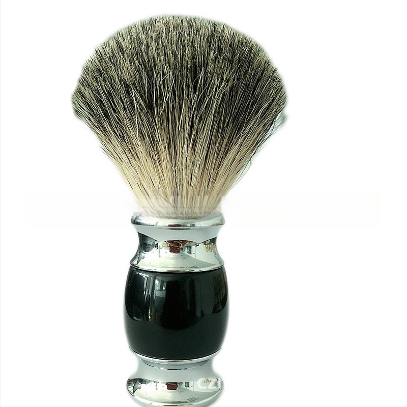 Štetec na holenie s vlasmi zvieraťa, kovová rukoväť, krátka rukoväť, dĺžka chĺpov 5 cm, celková dĺžka 10,8 cm