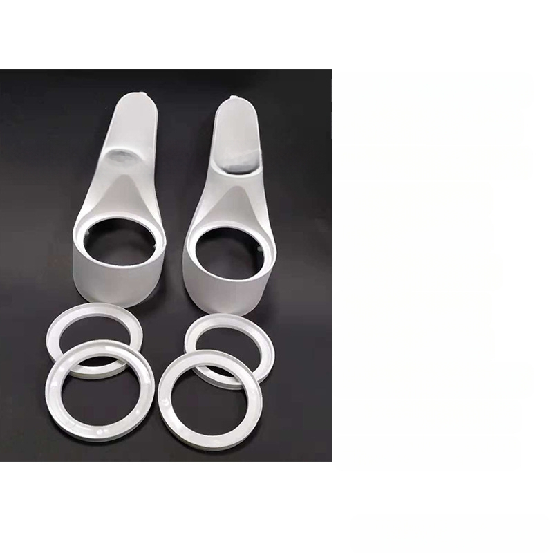 Automobilio garso montavimo pagrindas, trečios kartos 3–kryptų garsiakalbiai