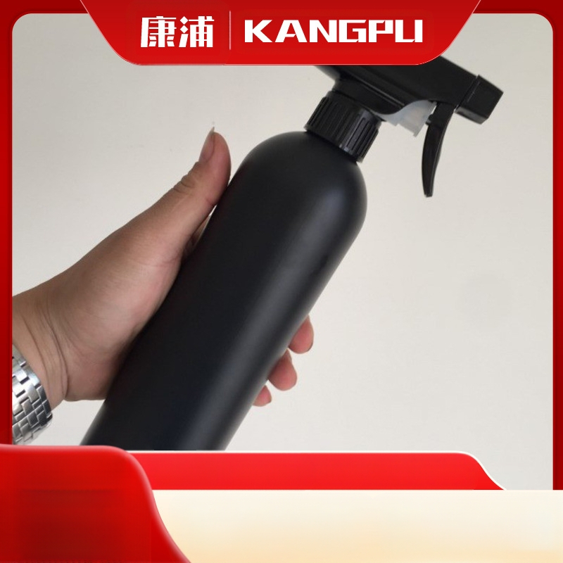 Спрей бутилка от PE пластмаса, 500 ml, с капак, за опаковане на ежедневни химични продукти