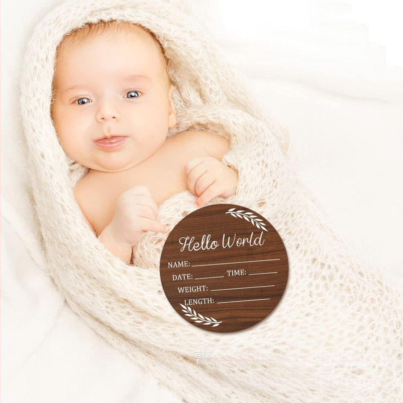 Дъска за бебета от твърдо дърво със знак Hello World за фотосесия на новородено — модерен минималистичен стил, подходяща за дом и офис