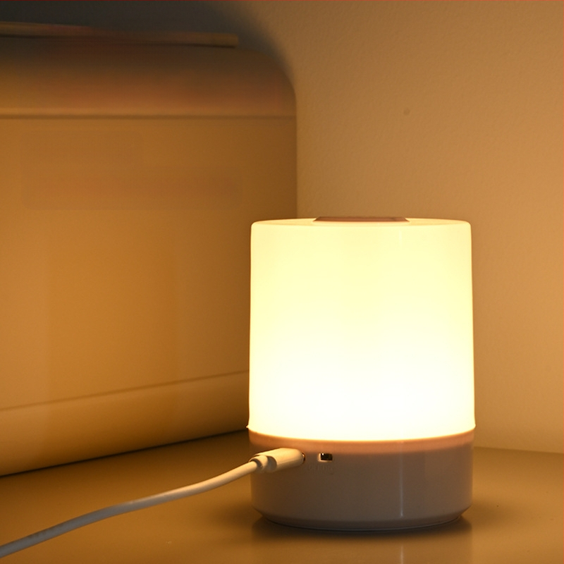 Нощна лампа за нощно шкафче с управление чрез допир, презареждаща се батерия, защита на очите, геометричен PP абажур