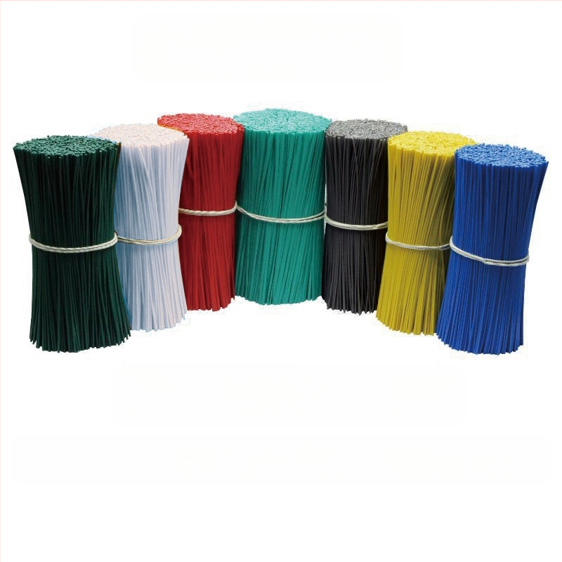 1000 vnt PVC kabelių rišikliai – skirti kabeliams, vynuogynui ir sodui; galvanizuotas plieninis viela; vielos skersmuo 0,4–1,0 mm; apvalių rišiklių išorinis skersmuo 0,7–3,0 mm; plokščios rištys 1,0×2,0–5,0 mm; medžiaga: aplinkai draugiškas PVC + galvanizu