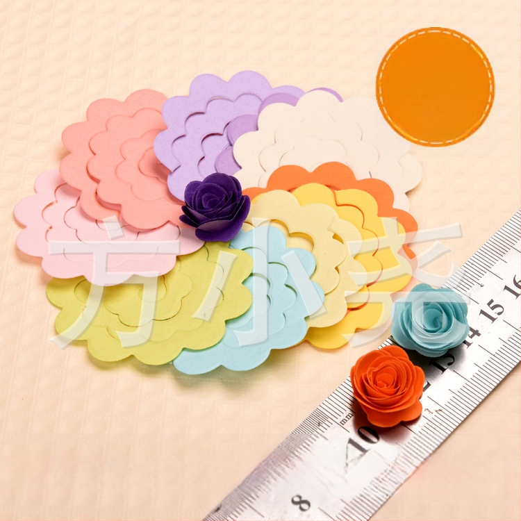 Геометрични хартиени рози – ръчно изработени origami, деривативна хартия, полуръчно-полумеханично производство, декоративно окачване, fltlkxz