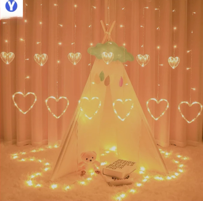 Širdies formos užuolaidų šviestuvai su žvaigždžių elementais – 6W, 220V, IP44, Modelis 000321, CE sertifikuotas