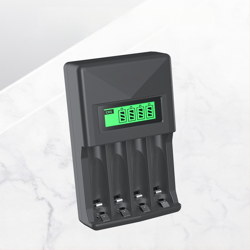 Ni-MH зарядно за батерии, 4 гнезда, LCD дисплей, интелигентно бързо зареждане, за AA/AAA батерии, вход 5V 2A, изход 1.2V 1800mA