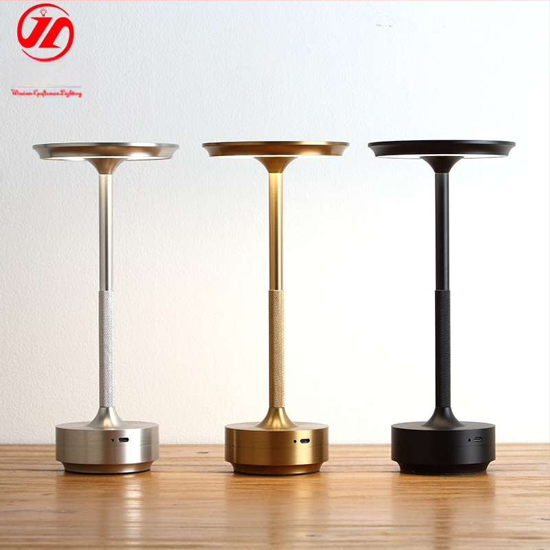 LED asztali lámpa töltéssel, hangulatos környezeti világítással és éjjeli fénnyel | alumínium, JT63-201, Wise Lighting, Luxustílus, CE tanúsítvány