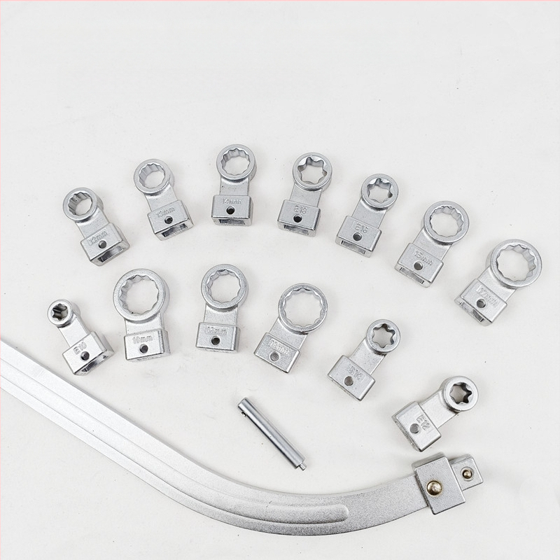 Ленточен ключ, 15-части комплект със сменяеми глави, хромирана повърхност, хром-ванадиева стомана, тегло 1.7