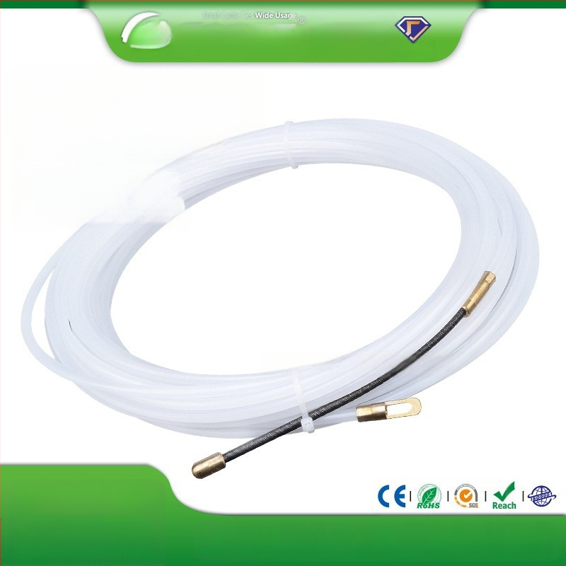 Najlonska vodilica za prolaz kablova kroz zid za elektroinstalacije — Terence, Zhejiang