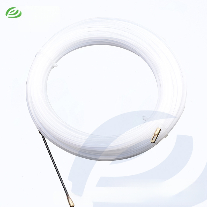 Najlonska vodilica za prolaz kablova kroz zid za elektroinstalacije — Terence, Zhejiang