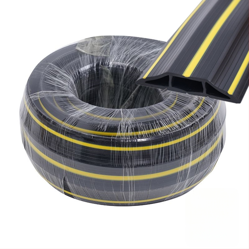 Долно уплътнение за гаражна врата – PVC, износоустойчиво и корозионно устойчиво, ударозащитна лента, уплътнение срещу прах