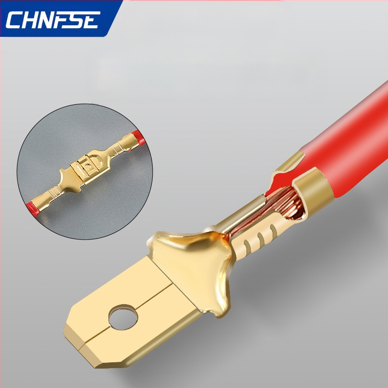 Crimp jungties terminalas su spyru įdėklu ir izoliuotu gaubtu, dėžutėje 135/270 vnt.