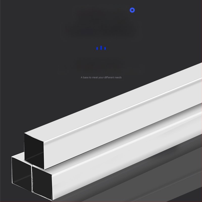 Nerūsējošā tērauda uzglabāšanas statīvs ar regulējamām teleskopiskām ratiem ledusskapim un veļas mazgāšanai