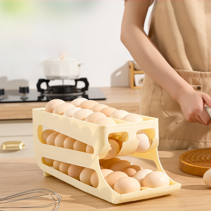 Slenkstinė kiaušinių laikymo dėžutė su trim sluoksniais, dviguba eilė, plastikas, skirtas virtuvės stalviršio naudojimui