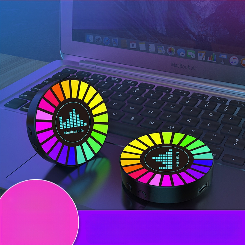 Автомобилен ароматизатор с LED амбиентно осветление, магнитно закрепване и осветяване с музикален ритъм