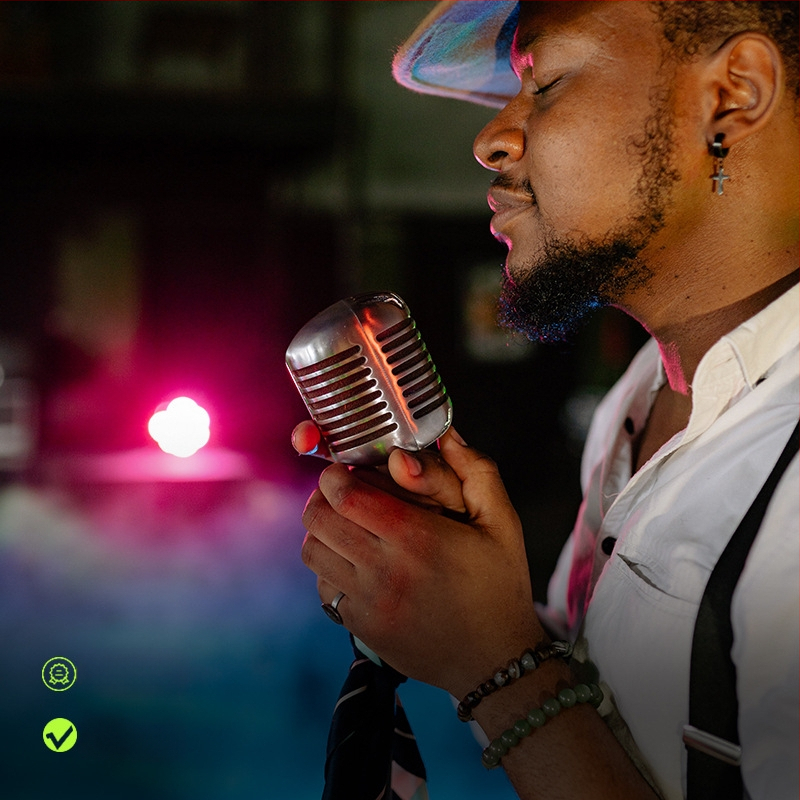 GM-55 δυναμικό μικρόφωνο XLR για σκηνή και ζωντανές εμφανίσεις, απόκριση συχνοτήτων 20 Hz–20 kHz, SNR ≥95 dB, έξοδος XLR, κατάλληλο για σκηνή, KTV και συνεντεύξεις