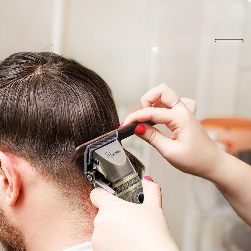 Електрическа подстригваща машина за коса с четков мотор, нож от неръждаема стомана, вградена батерия 2000–4000 mAh, време на работа 3–6 ч
