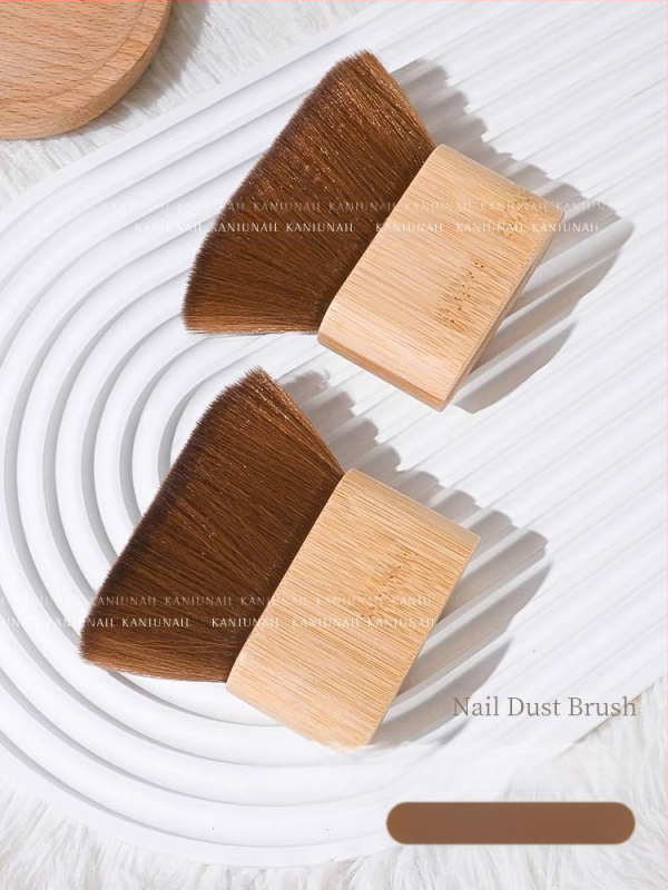 Βούρτσα σκόνης νυχιών σε ιαπωνικό στυλ, με λαβή από μπαμπού και τρίχες από νάιλον, συσκευασία σε σακούλα, 1 τεμάχιο