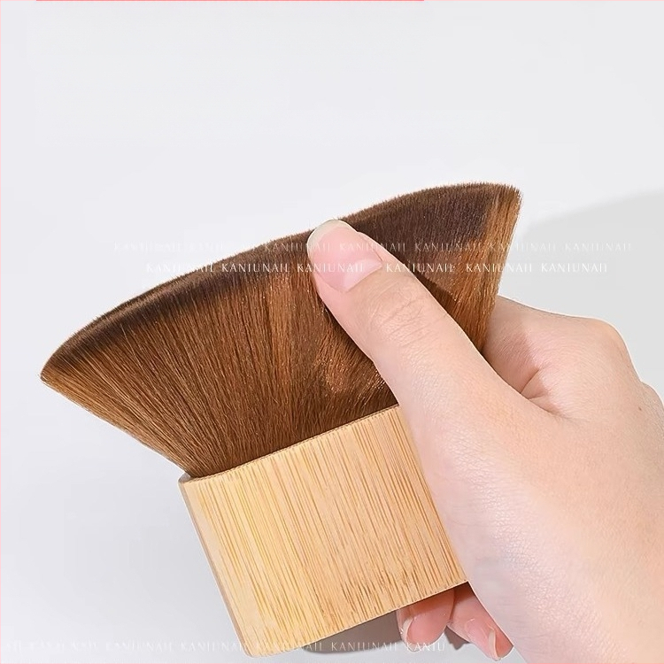 Βούρτσα σκόνης νυχιών σε ιαπωνικό στυλ, με λαβή από μπαμπού και τρίχες από νάιλον, συσκευασία σε σακούλα, 1 τεμάχιο