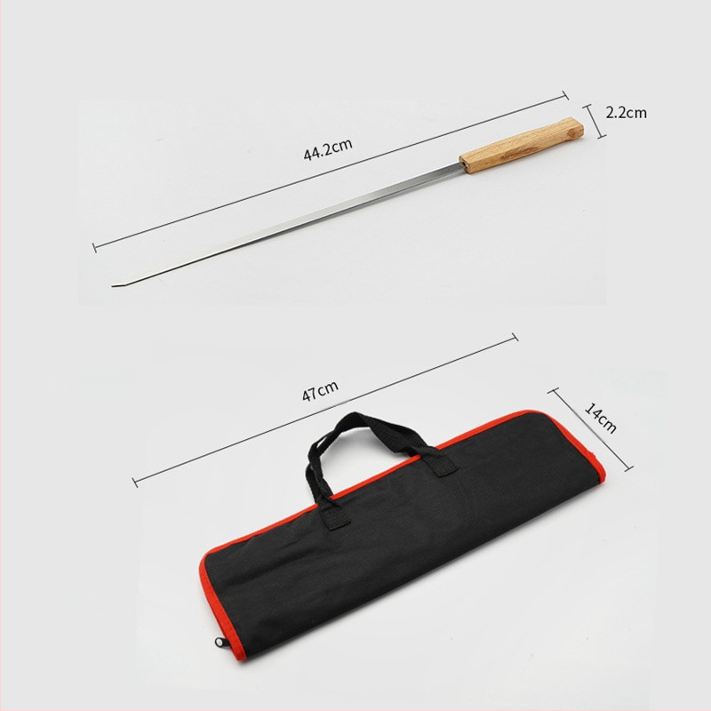 Επίπεκα καλαμάκια ψησίματος από ατσάλι με λαβές από δρυ, επαναχρησιμοποιούμενα, για ψήσιμο αρνιού, με φορητή τσάντα μεταφοράς.