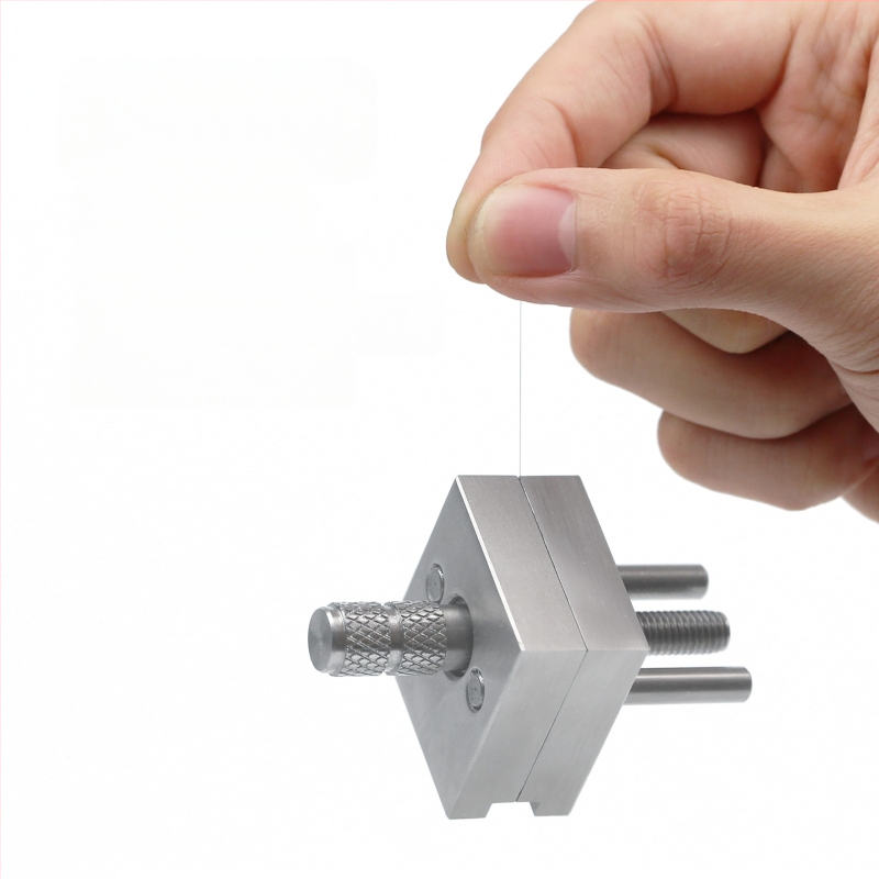 Прецизен мини стягач от неръждаема стомана AT-MV — ръчен инструмент за захващане