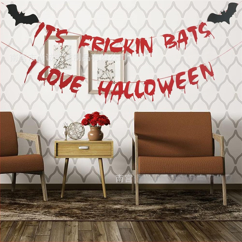 Helovyno dekoracijų įranga erdvei su popierinėmis/filco juostelėmis ir vėliavėlėmis; tinka dovanai; vakarėliams ir koncertams