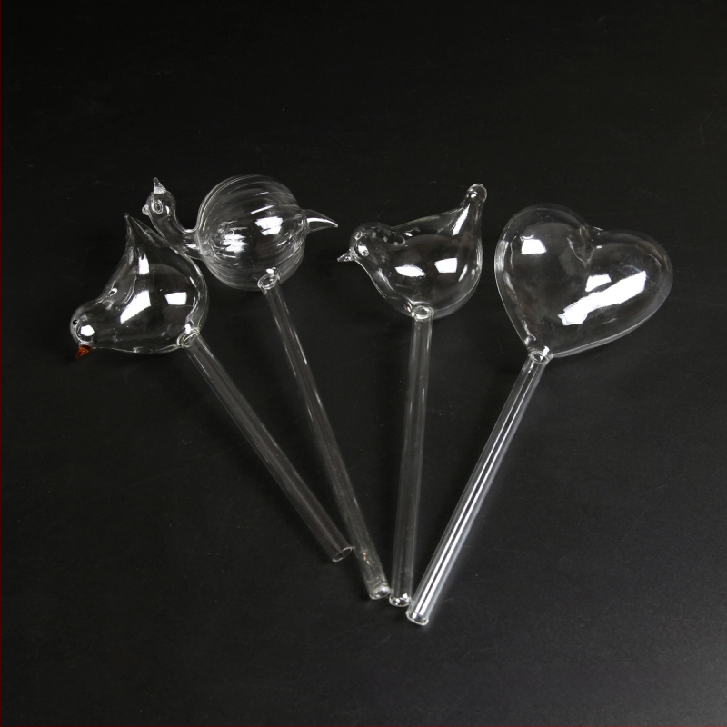 Γυάλινο εργαλείο ποτίσματος φυτών σε σχήμα καρδιάς, από γυάλι μπόροσιλικό, φυσητό γυαλί, λεία επιφάνεια, διακοσμητικό κρεμαστό