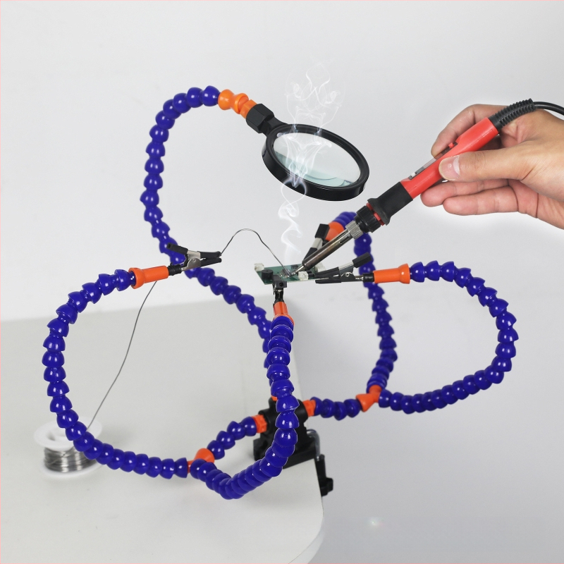 Лупа с лампа за бюро и щипка, държач за PCB за спояване и помощник трета ръка — NEWACALOX пластмасова, за домакинство