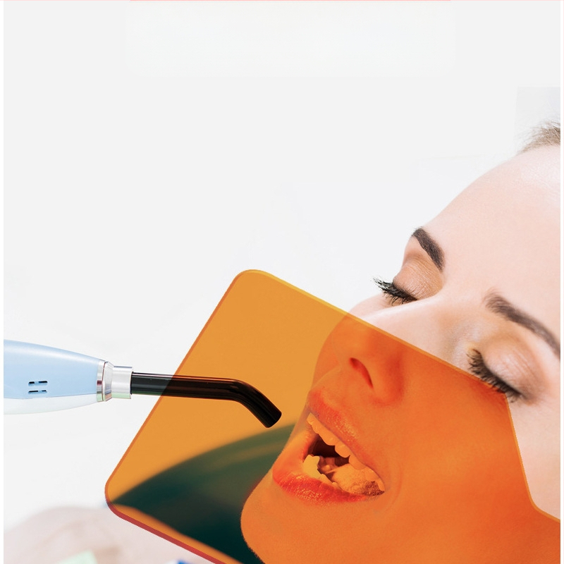 Zobu gaismas cietēšanas acu aizsargs