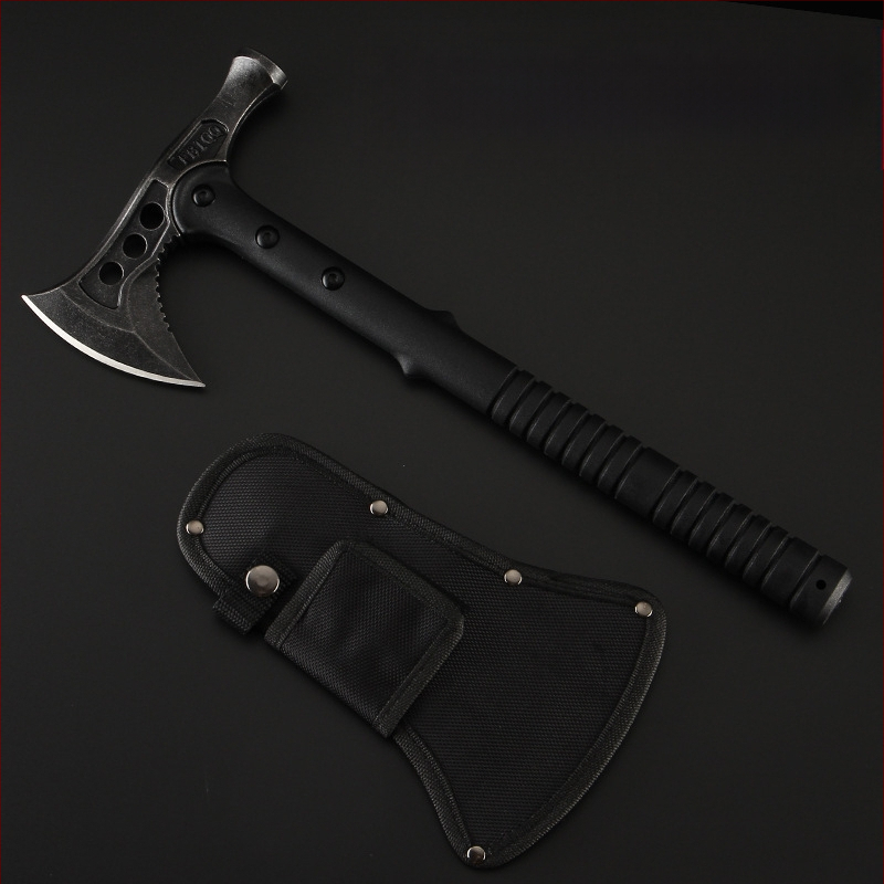 Ellujäämise taktikaline kirves haamriga peaga, tulekustutuse tipps, 420 roostevabast terasest, kõvadus 55–57 HRC