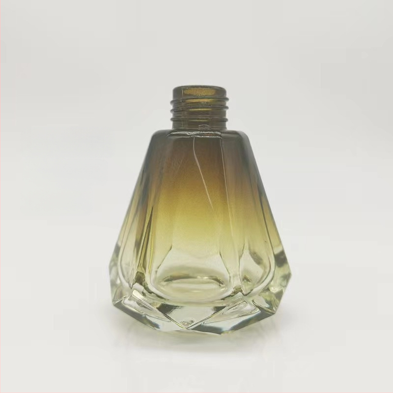 Stikla aromaterapijas pudelīte, bez uguns, caurspīdīgs gradienta apdare, zīmols Bofan, izcelsme Jiangsu, Ķīna, aromaterapijai.