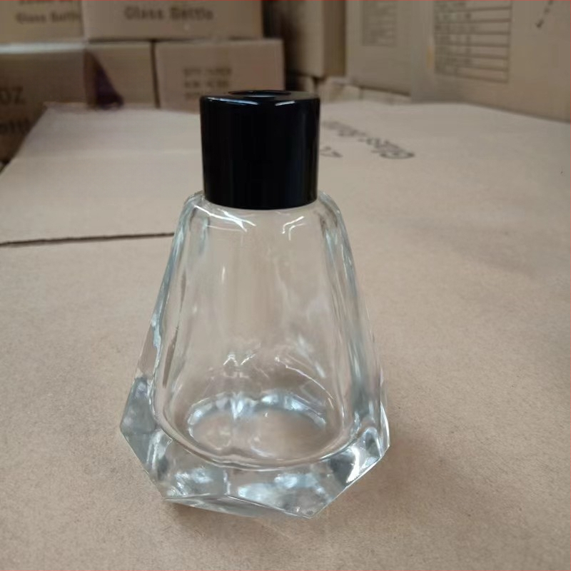Stikla aromaterapijas pudelīte, bez uguns, caurspīdīgs gradienta apdare, zīmols Bofan, izcelsme Jiangsu, Ķīna, aromaterapijai.