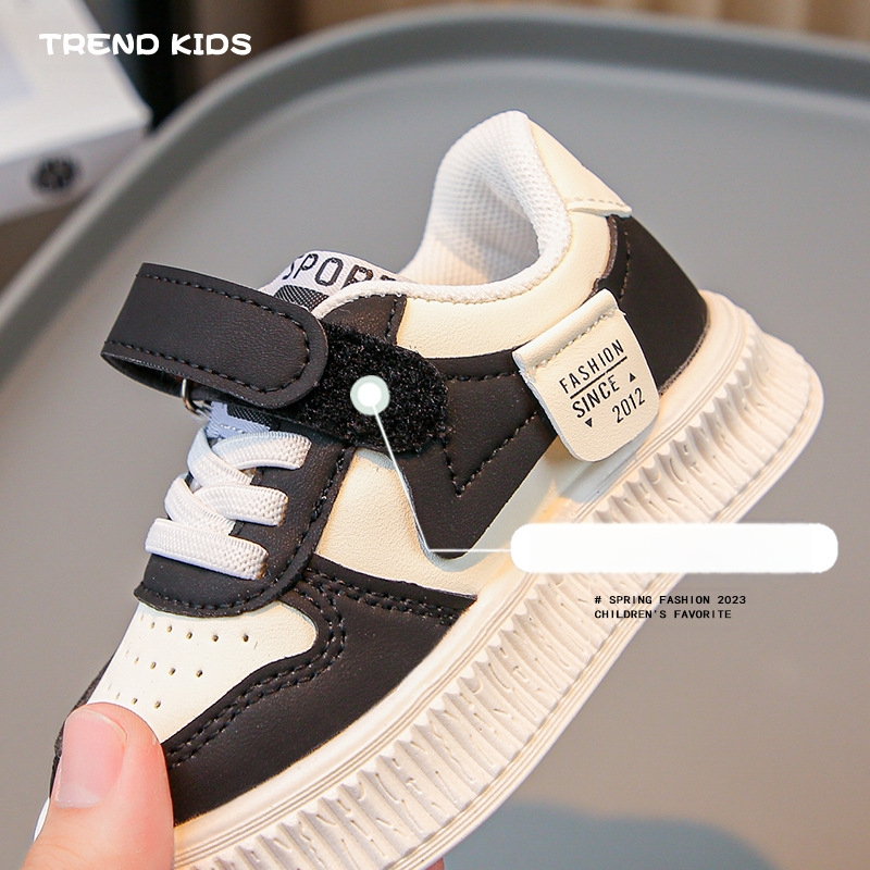 Bērnu sporta apavi ar Velcro aizdari, zemas augšdaļas, gumijas zole, augšdaļa no mākslīgā PU, iekšējā odere no mākslīgās ādas, korejiešu stils, pavasaris un rudens