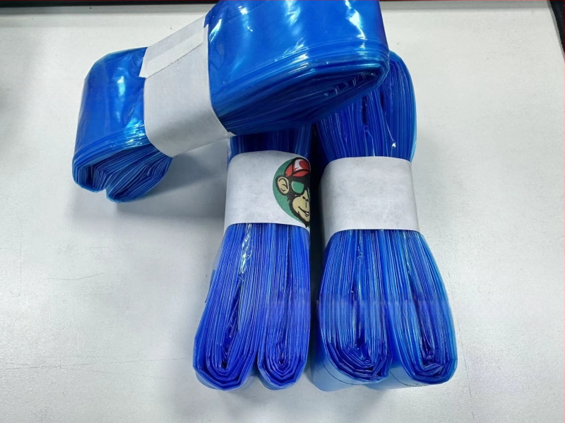 Sauskelnių kibiras su kvapų kontrole ir saugojimo maišelis, PE medžiaga, vienkartinis naudojimas, plokščias atidarymas, 48 vnt