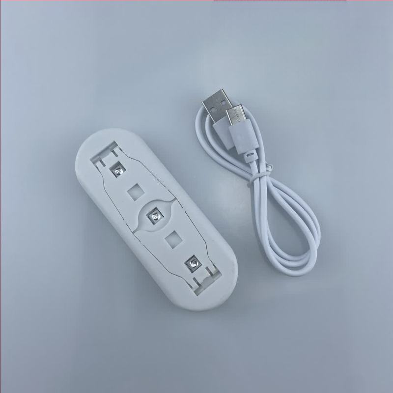 Dvejopos UV lemputė telefono filmo kietėjimui ir manikiūrui, sulankstoma nešiojama UV LED lemputė, 365/395 nm, modelis ZL2018, XinMaoTeng Technology