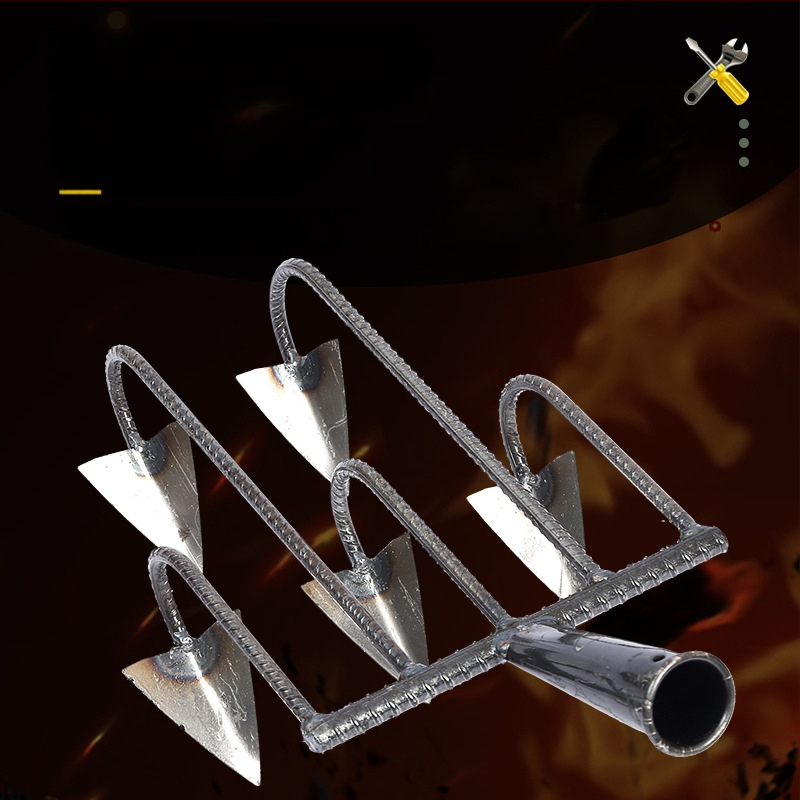 Trikampė daržo kastuvė su penkiais dantimis, mangano plienas, skirta žemei atpalaiduoti ir piktžolių naikinimui