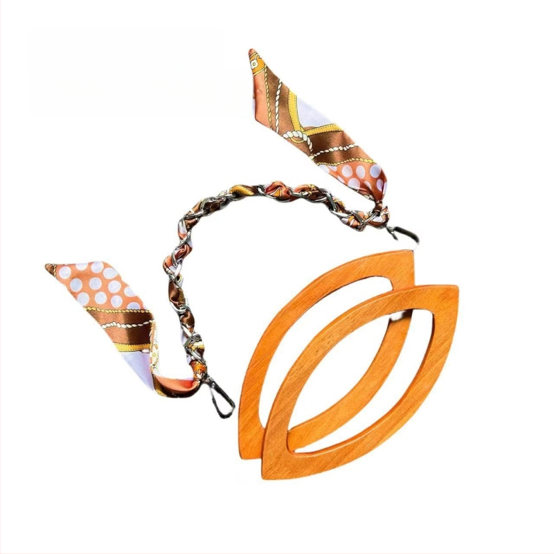 Moteriška rankinė, rankų darbo austinė su medinėmis rankenomis; medžiaga: medis; stilius: rankų darbo aksesuarai; antibakterinė, atspari dėvėjimuisi; sezonas: žiema 2024