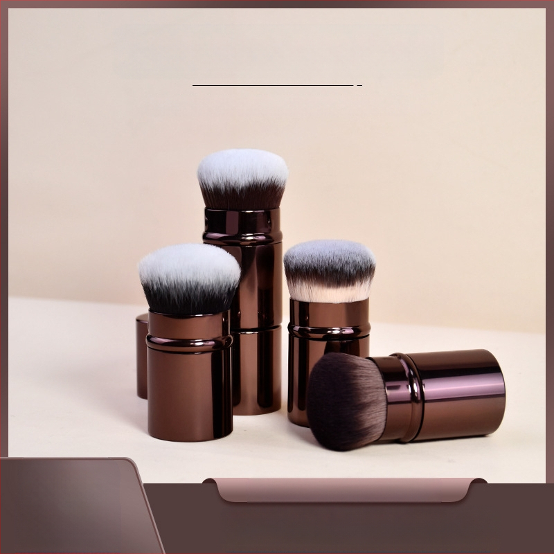 Phantom πτυσσόμενη βούρτσα foundation με μεταλλική λαβή, συνθετικές τρίχες, τσάντα, μονή συσκευασία