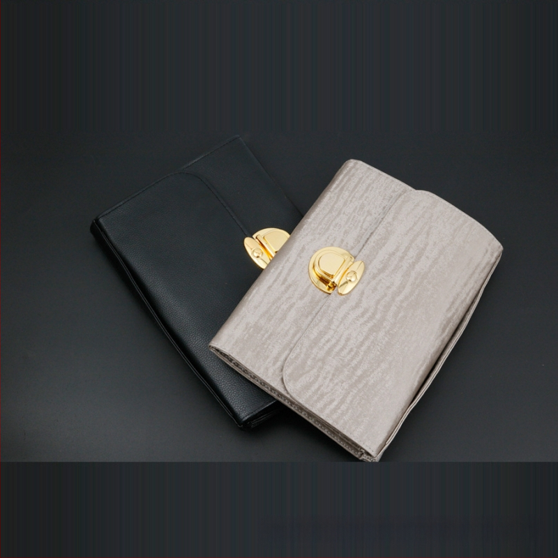 Σετ 26 πινέλων μακιγιάζ από τρίχες ζώων με ξύλινα χερούλια, μακριές λαβές, περιλαμβάνονται πινέλα σκιάς ματιών