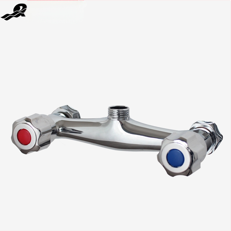 Į sieną įmontuojamas dviejų valdymų karšto ir šalto vandens maišytuvas su vario korpusu, paslėpta įranga — Modelis QJD-XBD; darbinis slėgis 0,6 MPa; karšto vandens temperatūra iki 90°C.