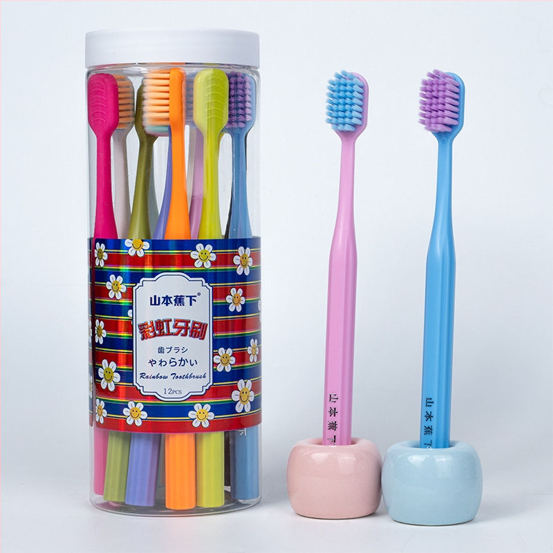 Rankinis dantų šepetėlis su minkštais šereliais, 12 vnt./barrel, 80 barelių dėžutėje, universalus naudojimas