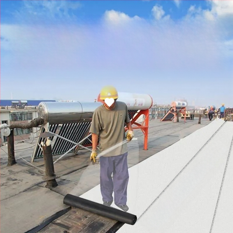 Jumta ūdensizolācijas un noplūdes labojuma materiāls ar SBS asfaltu pašlīmējošā izolācijas rulona veidā; gumija un plastmasa; slāņota forma; iegrimušā un izvirzītā virsma; zīmols Southern Star; mitrumizturīgs.