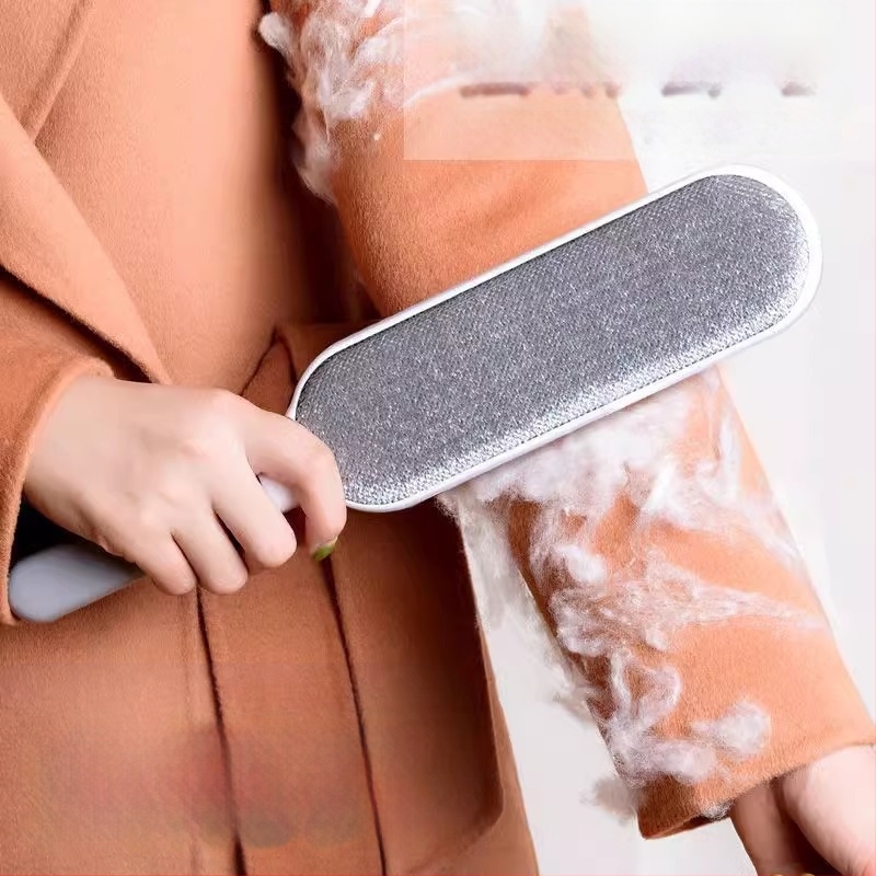 Βούρτσα απομάκρυνσης τρίχας γάτας για ρούχα, παλτά και σεντόνια | Κατασκευή από πλαστικό