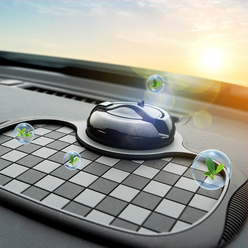 Automobilio neslystantis kilimėlis su šachmatų raštu, telefono laikiklis ir saugojimo kilimėlis prietaisų skydelyje; PVC medžiaga, pritaikymas, logotipo spausdinimas