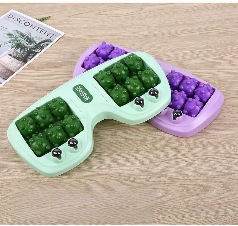 Cat`s Paw Масажор за ходила – ролер с магнитни топчета, PP материал, произход Хебей, опаковка 60 бр.