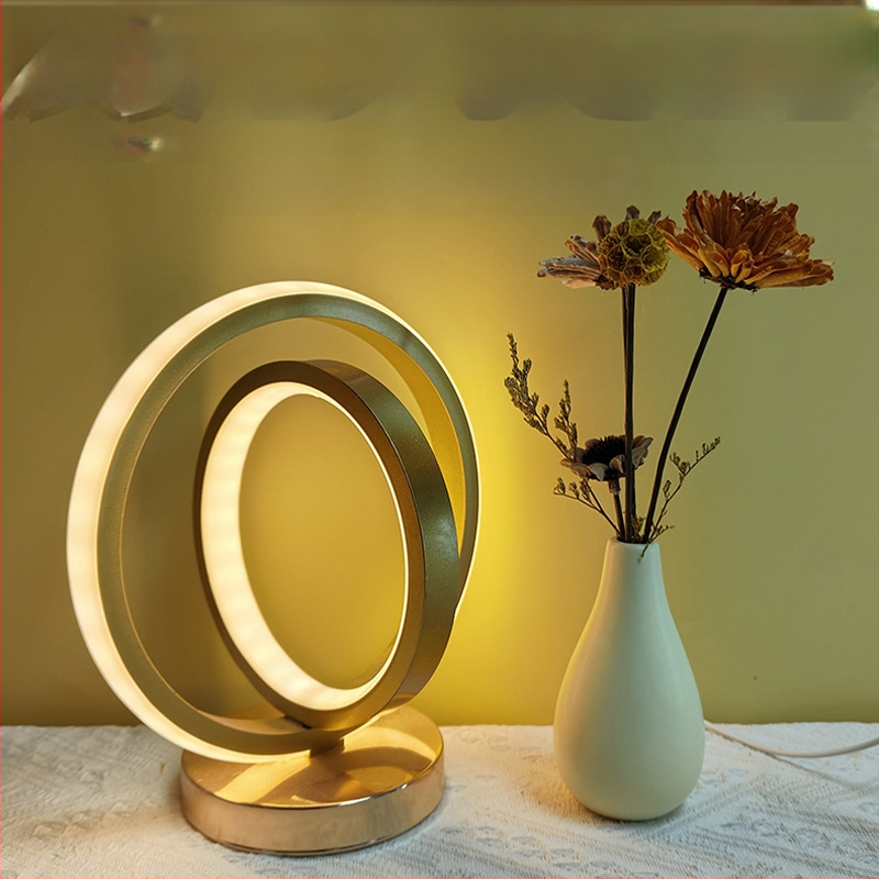 Αλουμινένιο νυχτερινό φως τέχνης με γήινο σχεδιασμό για μπαρ, υπνοδωμάτιο και σαλόνι — δημιουργικό στυλ, CE πιστοποίηση EU, νυχτερινό φως, φως ανάγνωσης, ατμοσφαιρικό φως — Looking at life