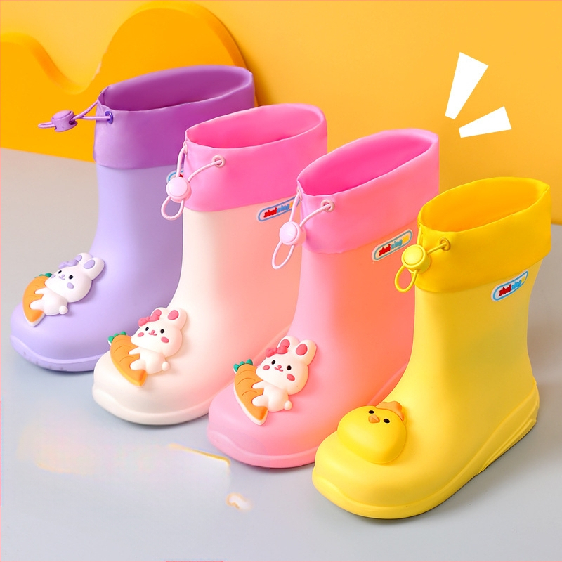 Bērnu lietuss zābaki ar karikatūras rakstu, PVC augšdaļa, universālas, vecums 4–6 gadi, zems papēdis 1–3 cm, vidēja zābaku garuma