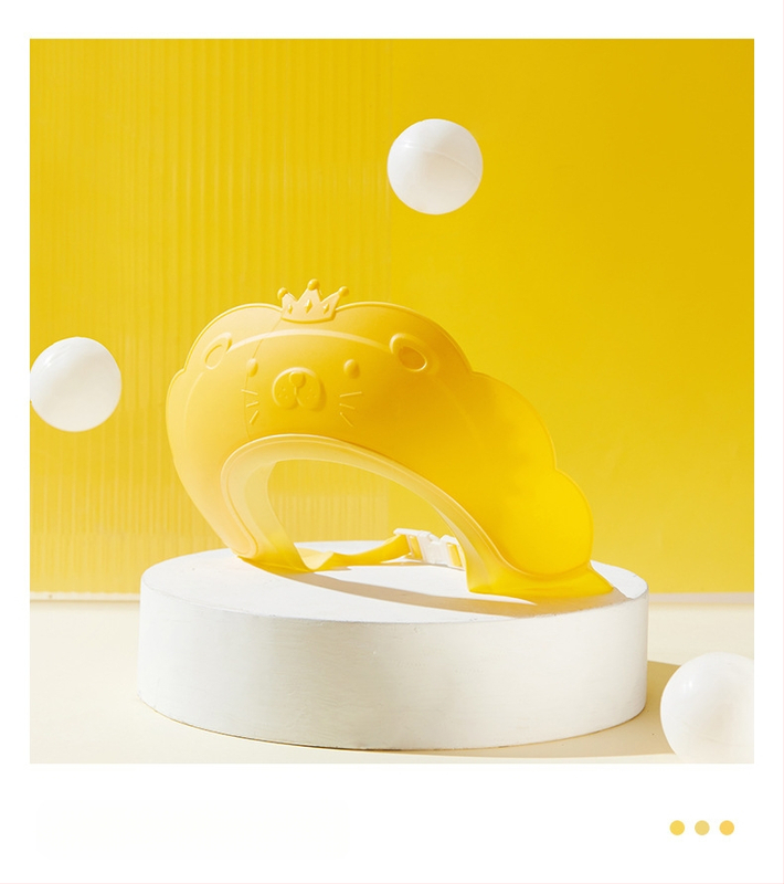 Бебешка шапка за измиване на коса – марка Hukou Xiaole; PP материал; регулируема; произход Taizhou Huangyan