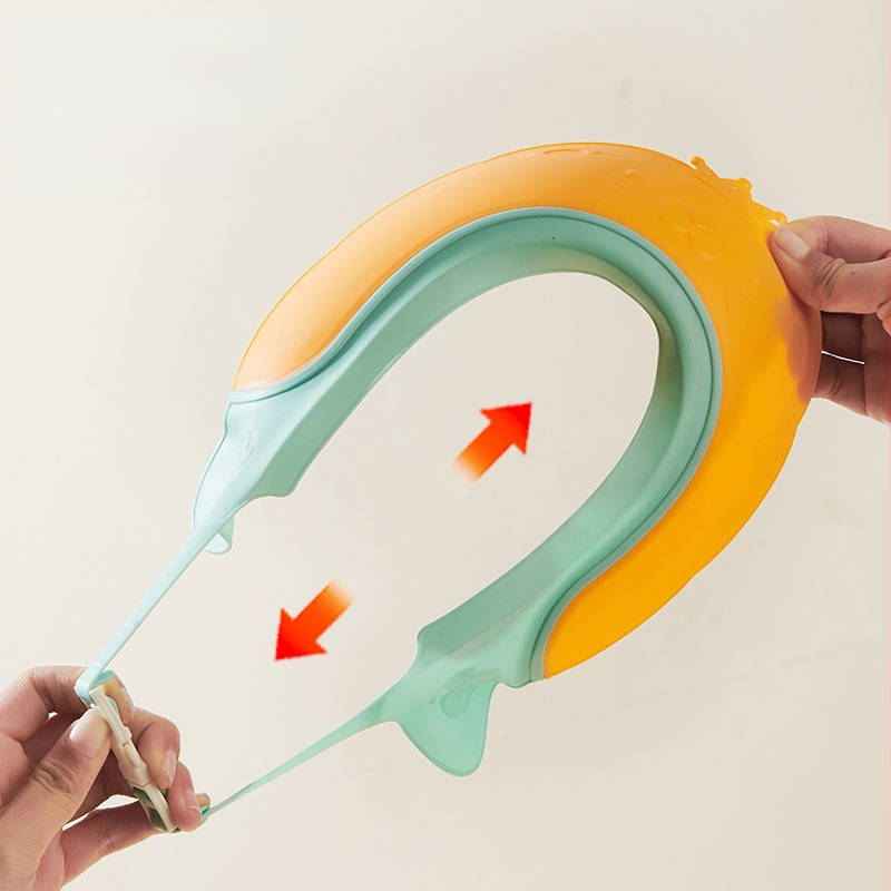 Бебешка шапка за измиване на коса – марка Hukou Xiaole; PP материал; регулируема; произход Taizhou Huangyan