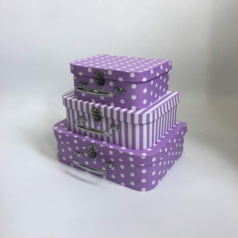 Сватбена подаръчна кутия за цветя с вечни цветя – Европейски ретро стил, преносим комплект от три куфара (модели W9844–W9847) с подаръчна опаковка