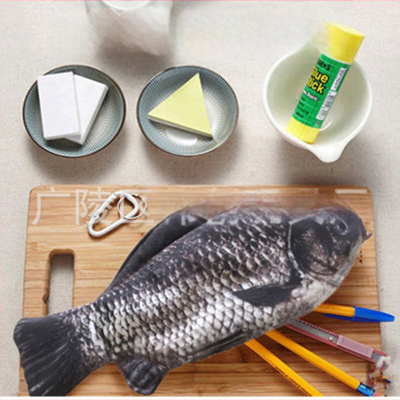 Плюшена чантичка за моливи с форма на риба, персонализирана, къс плюш, пълнеж PP памук, за възраст 14+